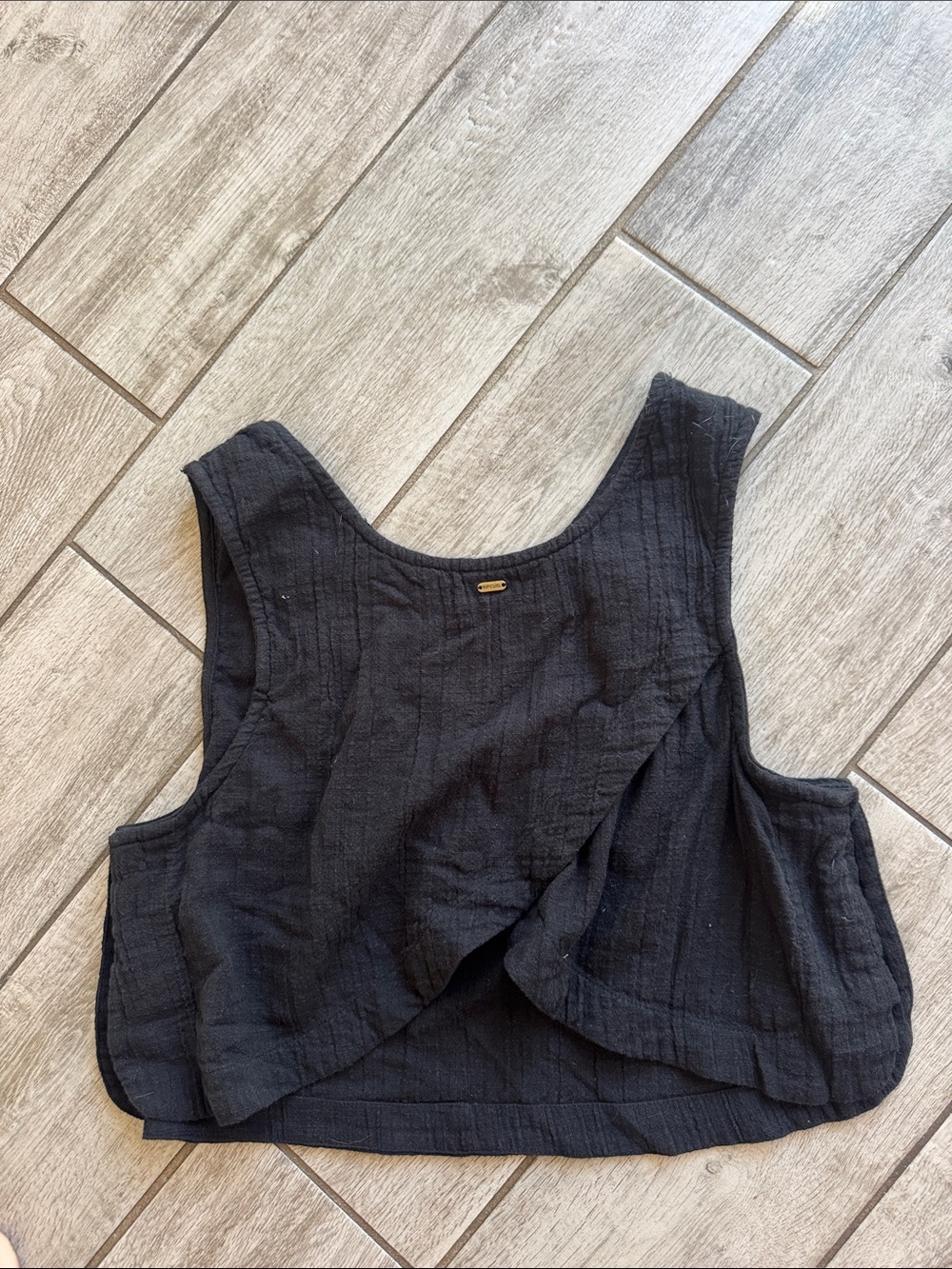 Rip Curl Black linen gauze Wide-Leg Crop Top Set - Picture 3 of 6